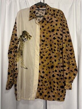 Vintage 90s Silk Spiegel Cheetah Novelty Print Silk Button Down Blouse. Large.